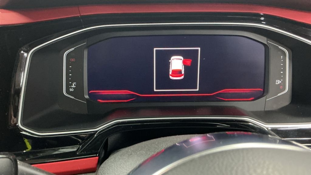 Used Volkswagen Polo 2019 for sale - 77427859: Photo 2