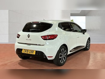 Used Renault Clio 2019 for sale - 78349549: Photo