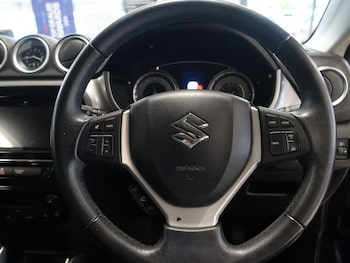 Used Suzuki Vitara 2019 for sale - 76923424: Photo