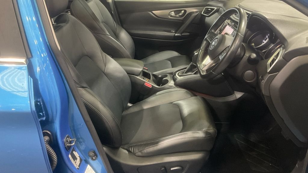 Used Nissan Qashqai 2018 for sale - 77583392: Photo 3