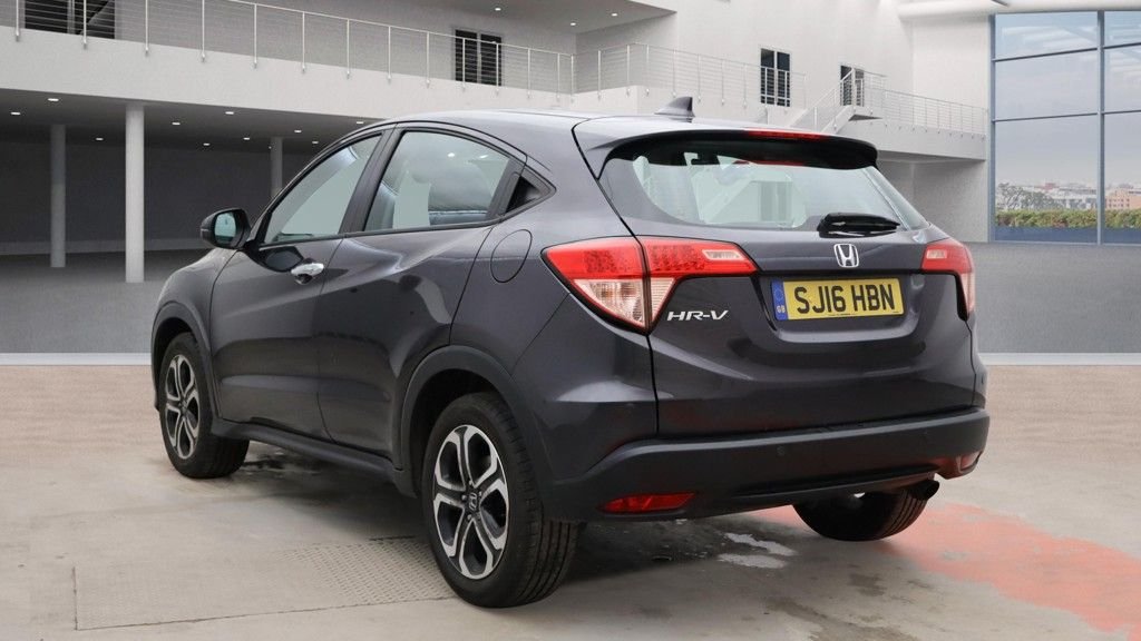 Used Honda HR-V 2016 for sale - 77507939: Photo 3