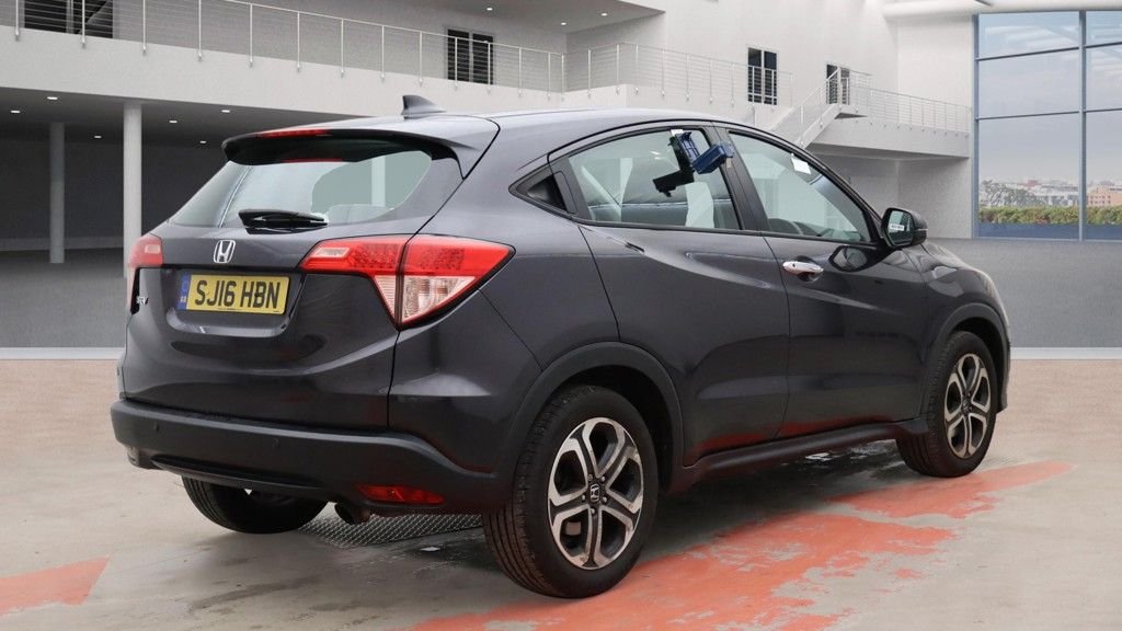 Used Honda HR-V 2016 for sale - 77507939: Photo 4