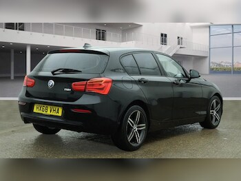 Used BMW 1 Series 2018 for sale - 77369872: Photo