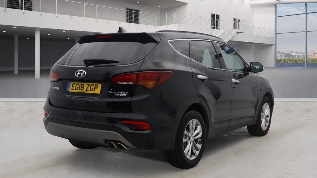 Used Hyundai Santa Fe 2018 for sale - 77302661: Photo 5