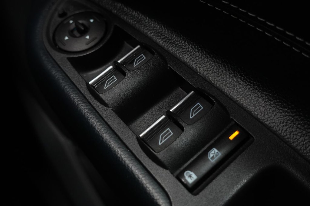 Used Ford C-Max 2015 for sale - 77110909: Photo 41