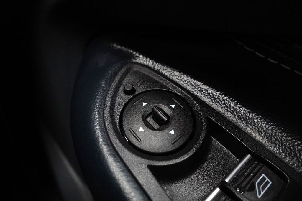 Used Ford C-Max 2015 for sale - 77110909: Photo 42