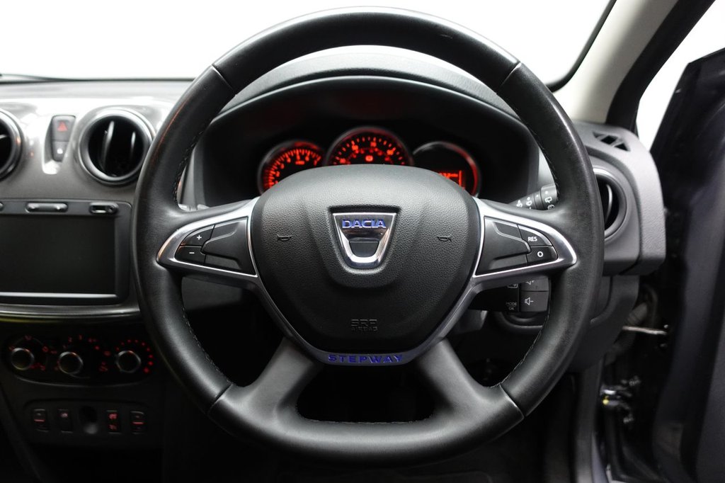 Used Dacia Sandero Stepway 2020 for sale - 77583840: Photo 27