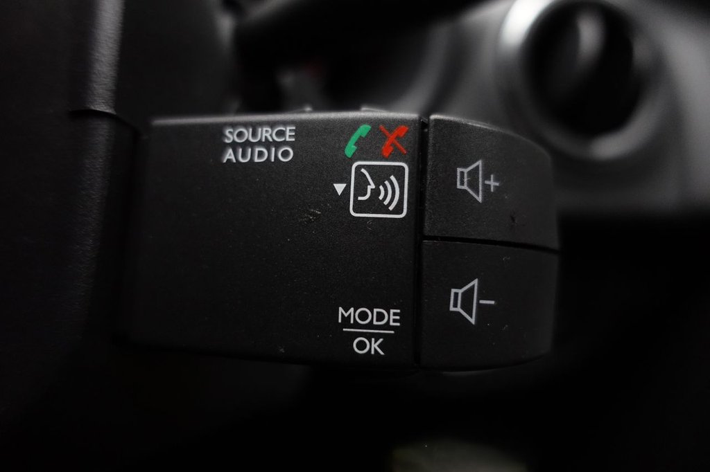 Used Dacia Sandero Stepway 2020 for sale - 77583840: Photo 34