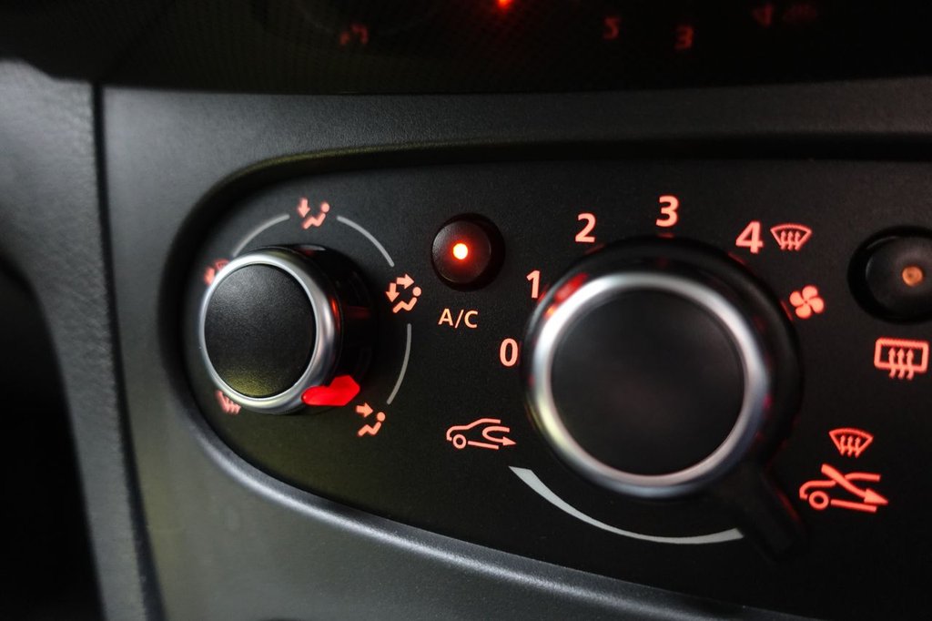 Used Dacia Sandero Stepway 2020 for sale - 77583840: Photo 36