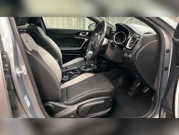 Used Kia Ceed 2019 for sale - 78153886: Photo