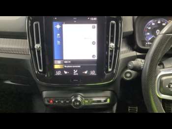 Used Volvo XC40 2018 for sale - 74931119: Photo