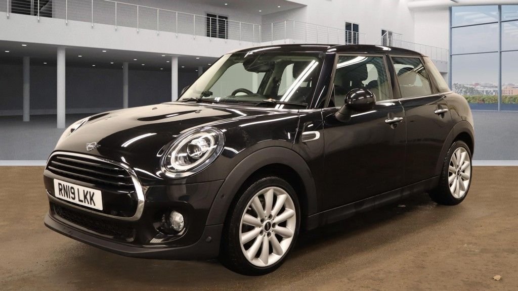 Used MINI Hatch 2019 for sale - 77227475: Photo 3