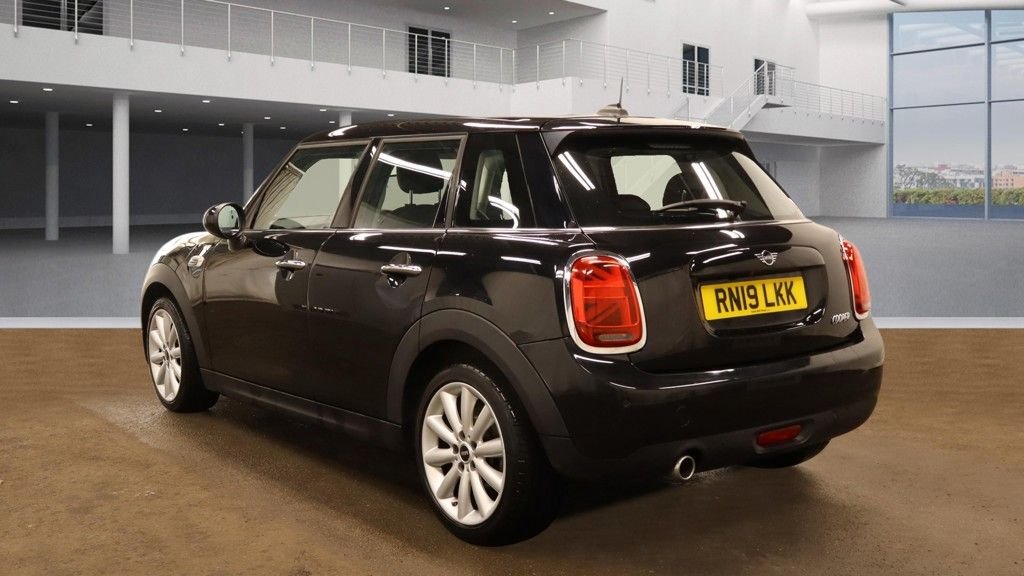 Used MINI Hatch 2019 for sale - 77227475: Photo 4