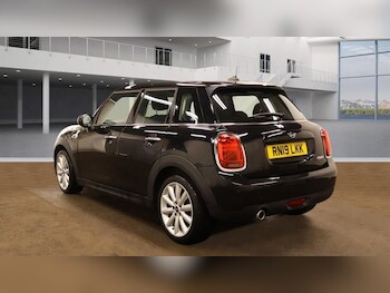 Used MINI Hatch 2019 for sale - 77227475: Photo