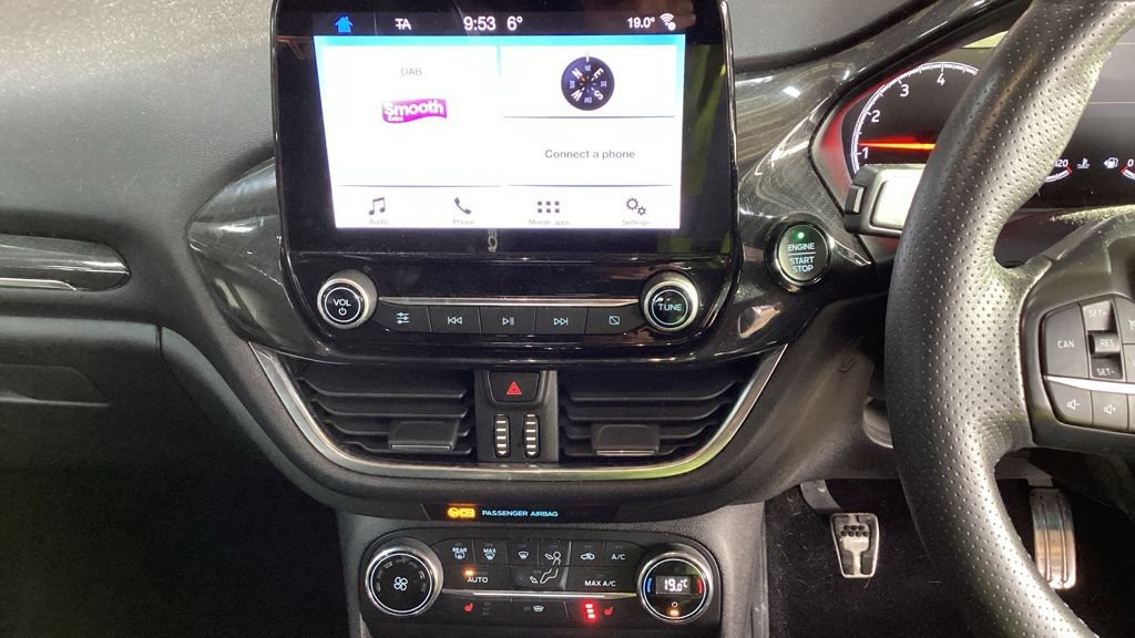 Used Ford Fiesta 2019 for sale - 76470149: Photo 3