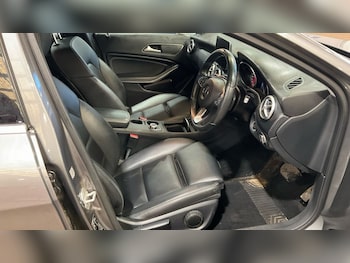 Used Mercedes-Benz A-Class 2017 for sale - 76105782: Photo 2