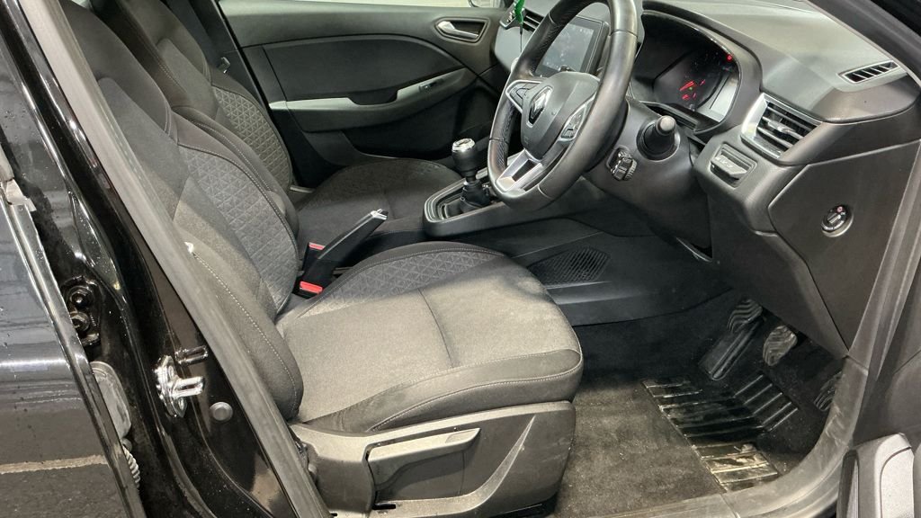 Used Renault Clio 2022 for sale - 77547495: Photo 3