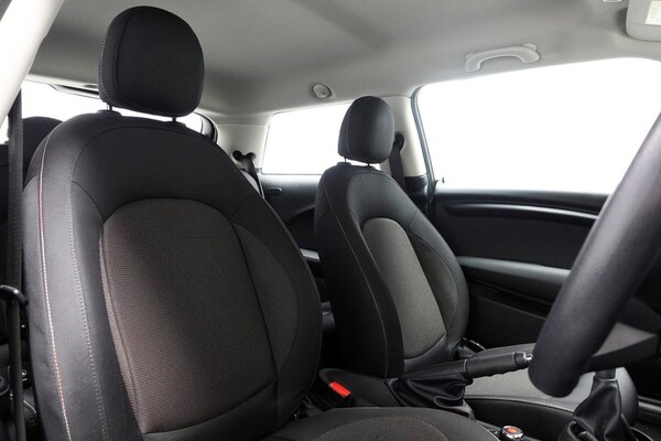 Used MINI Hatch 2020 for sale - 75765319: Photo 2