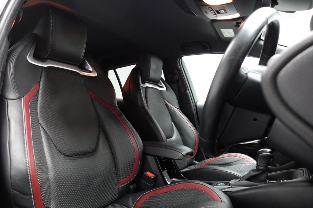 Used Toyota Corolla 2021 for sale - 76223901: Photo 2