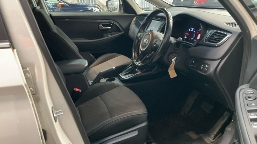 Used Kia Carens 2018 for sale - 77153767: Photo 3