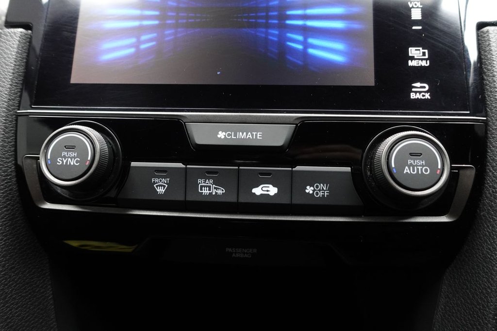 Used Honda Civic 2017 for sale - 77547517: Photo 30