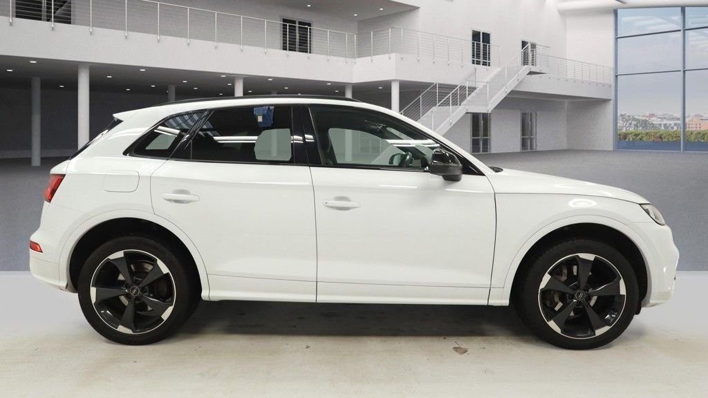 Used Audi Q5 2020 for sale - 77072809: Photo 9