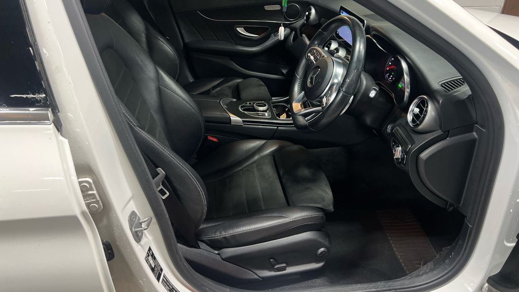 Used Mercedes-Benz C Class 2018 for sale - 77341971: Photo 3