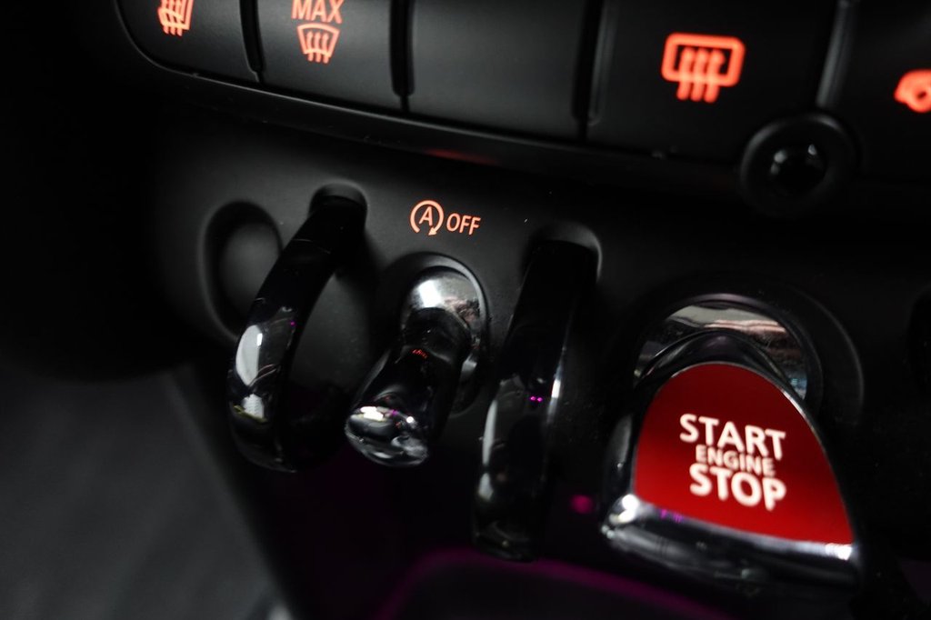 Used MINI Hatch 2019 for sale - 77007476: Photo 29