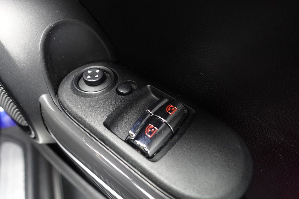 Used MINI Hatch 2019 for sale - 77007476: Photo 40