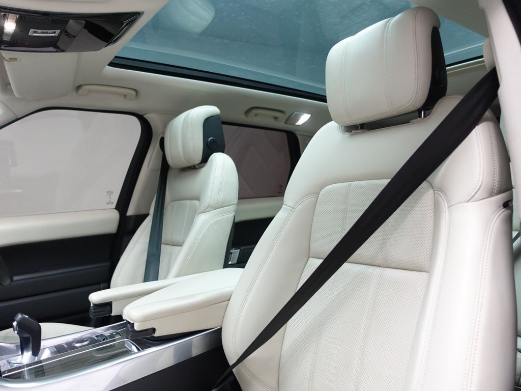 Used Land Rover Range Rover Sport 2018 for sale - 76386054: Photo 15