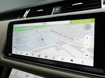 Used Land Rover Range Rover Sport 2018 for sale - 76386054: Photo