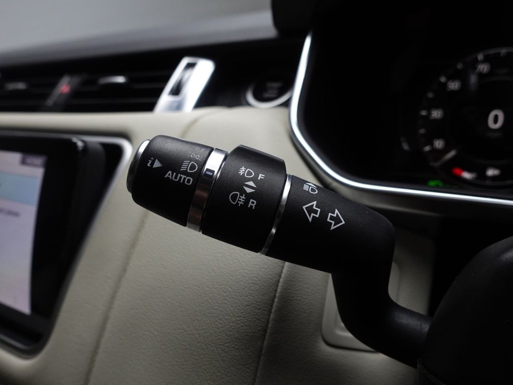 Used Land Rover Range Rover Sport 2018 for sale - 76386054: Photo 43