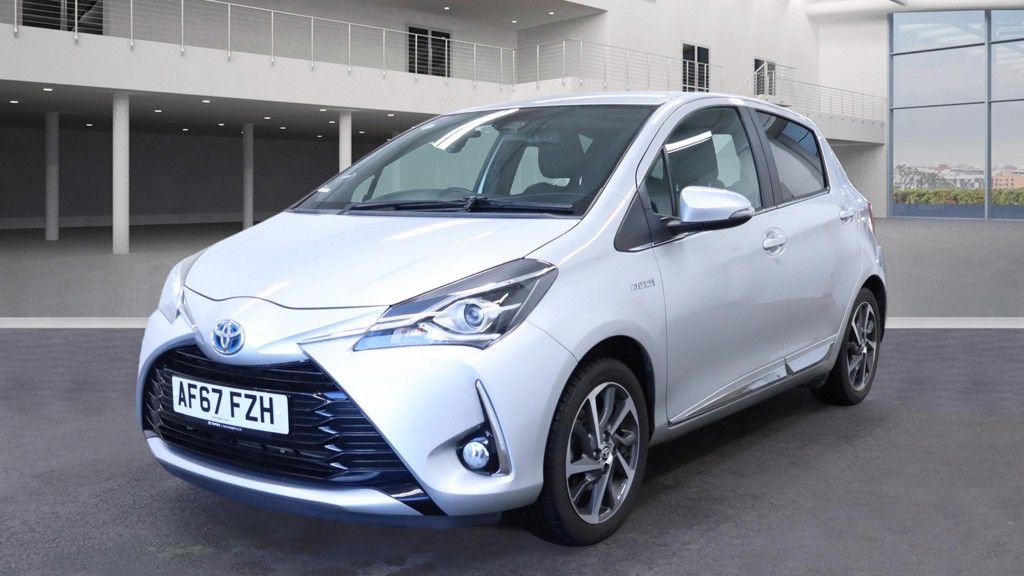Used Toyota Yaris 2017 for sale - 76923928: Photo 5
