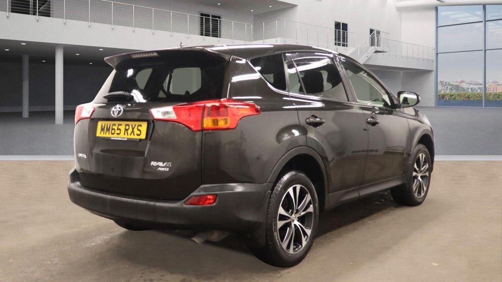 Used Toyota RAV4 2015 for sale - 76267119: Photo 8