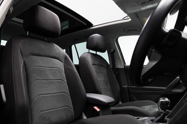 Used Volkswagen Tiguan 2021 for sale - 75630462: Photo 2