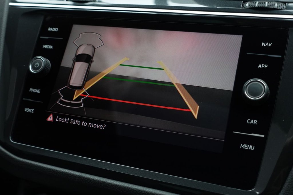 Used Volkswagen Tiguan 2021 for sale - 75630462: Photo 35