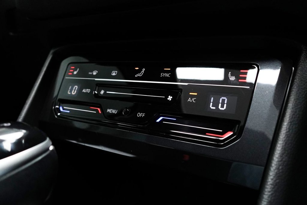 Used Volkswagen Tiguan 2021 for sale - 75630462: Photo 36