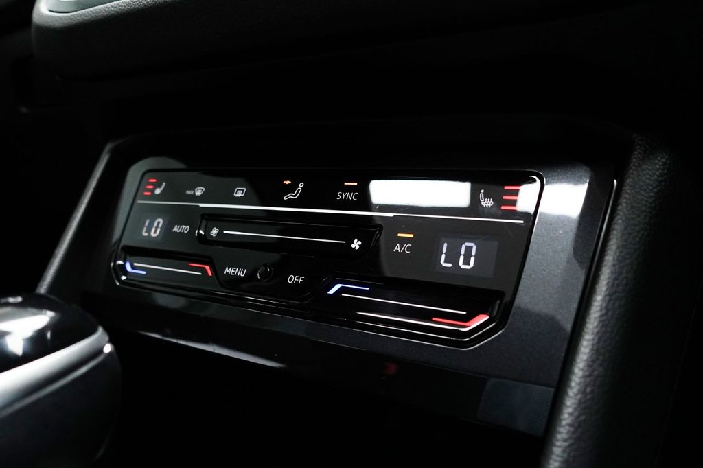 Used Volkswagen Tiguan 2021 for sale - 75630462: Photo 38