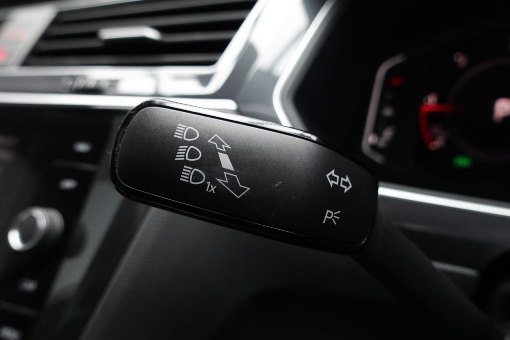 Used Volkswagen Tiguan 2021 for sale - 75630462: Photo 42