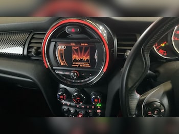 Used MINI Hatch 2018 for sale - 76617482: Photo