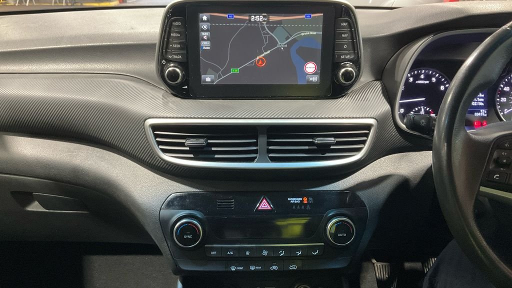 Used Hyundai TUCSON 2019 for sale - 77302622: Photo 2