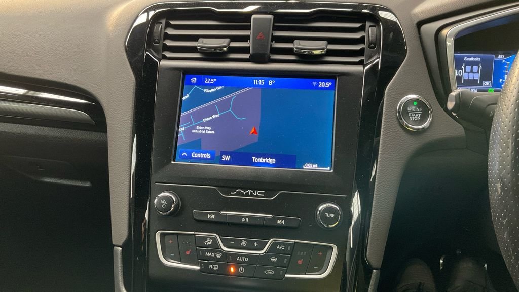 Used Ford Mondeo 2021 for sale - 77463975: Photo 2