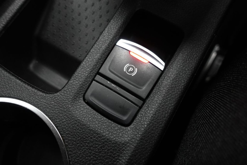 Used Renault Captur 2021 for sale - 77427943: Photo 32