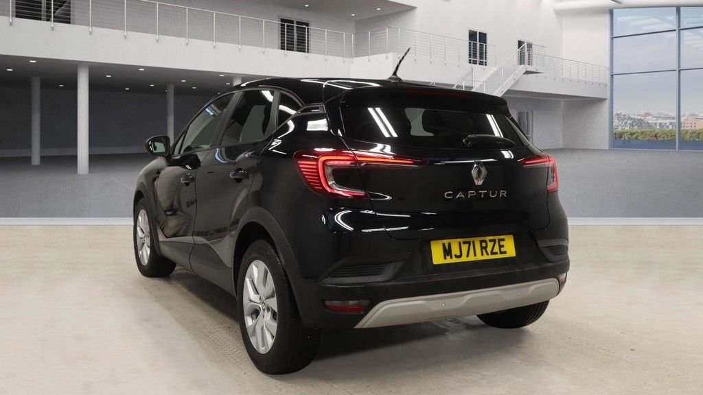 Used Renault Captur 2021 for sale - 77427943: Photo 4