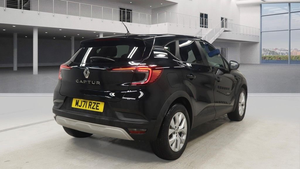 Used Renault Captur 2021 for sale - 77427943: Photo 5