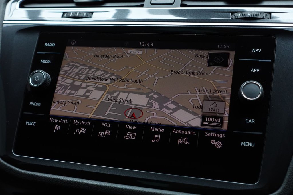 Used Volkswagen Tiguan 2017 for sale - 76724593: Photo 3