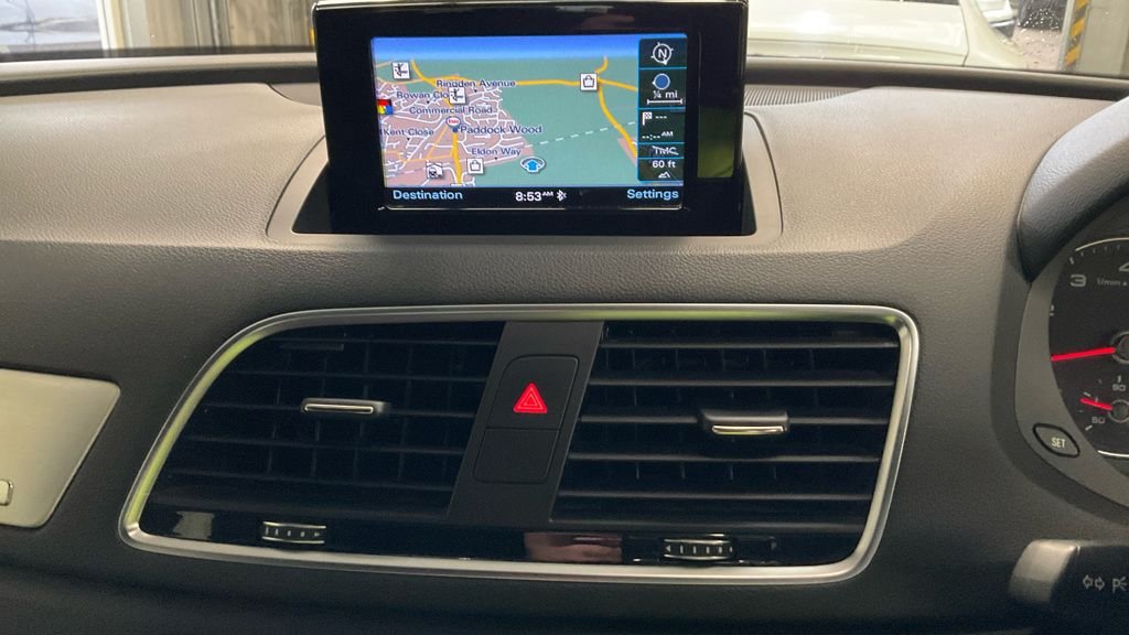 Used Audi Q3 2018 for sale - 77770963: Photo 2