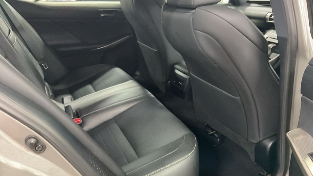 Used Lexus IS 2016 for sale - 76367729: Photo 12