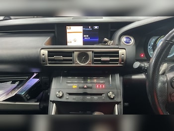 Used Lexus IS 2016 for sale - 76367729: Photo