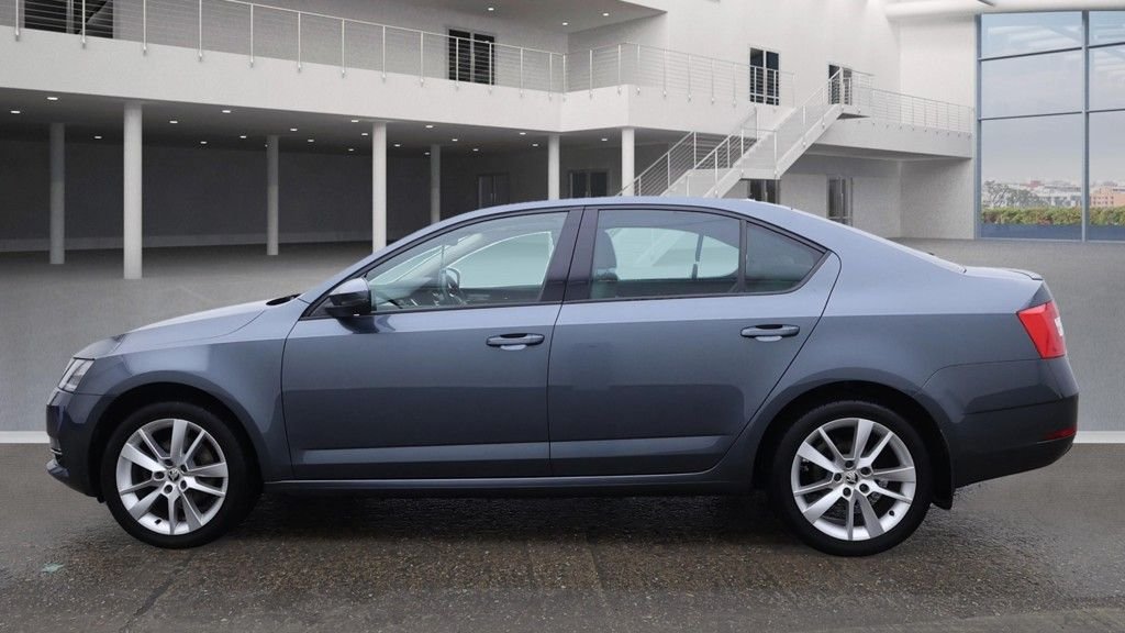 Used Skoda Octavia 2018 for sale - 76547057: Photo 11